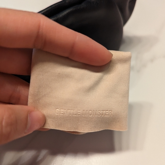 **SOLD** Gentle Monster sunglasses - Six Bears - Picture 3 of 7